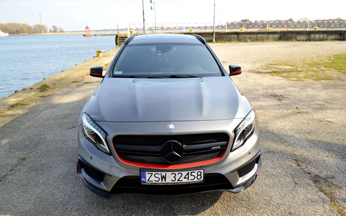 Mercedes-Benz GLA cena 119900 przebieg: 83400, rok produkcji 2015 z Świnoujście małe 529